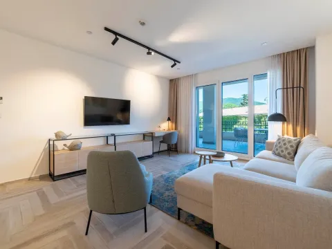 Prodaja, trosoban stan, 79m², Kotor, Crna Gora - image 4