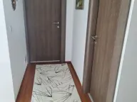 Izdavanje, trosoban stan, 130m², Stari Aerodrom, Podgorica - image 9