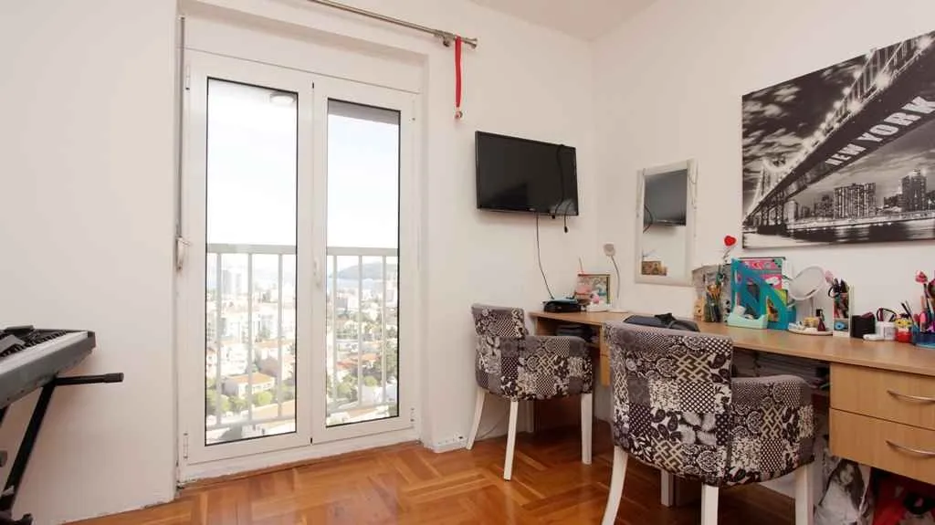 Prodaja, trosoban stan, 109m², Budva, Crna Gora
