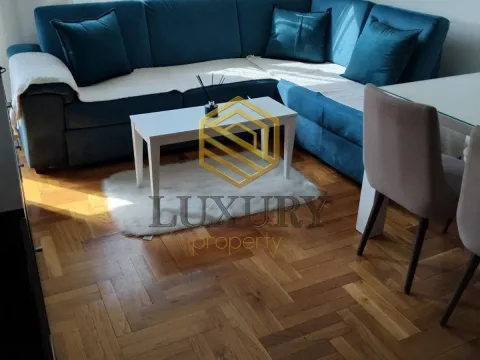 Rent, two bedroom apartment, 50m², Stari Aerodrom, Podgorica - image 1