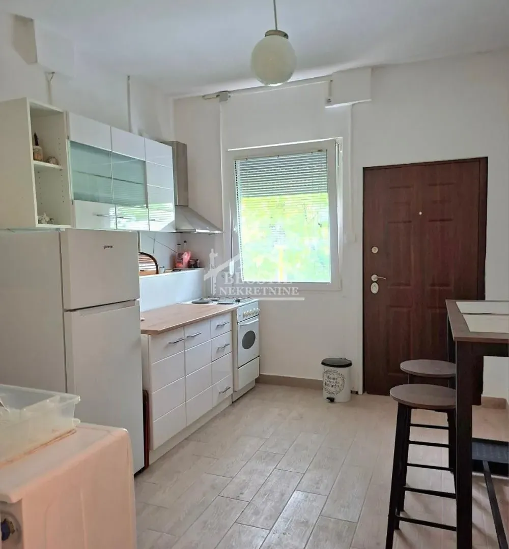 Rent, two bedroom apartment, 51m², Savski Venac, Beograd
