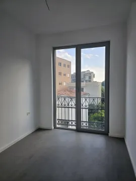 Sale, two bedroom apartment, 52m², Bečići, Budva - image 4