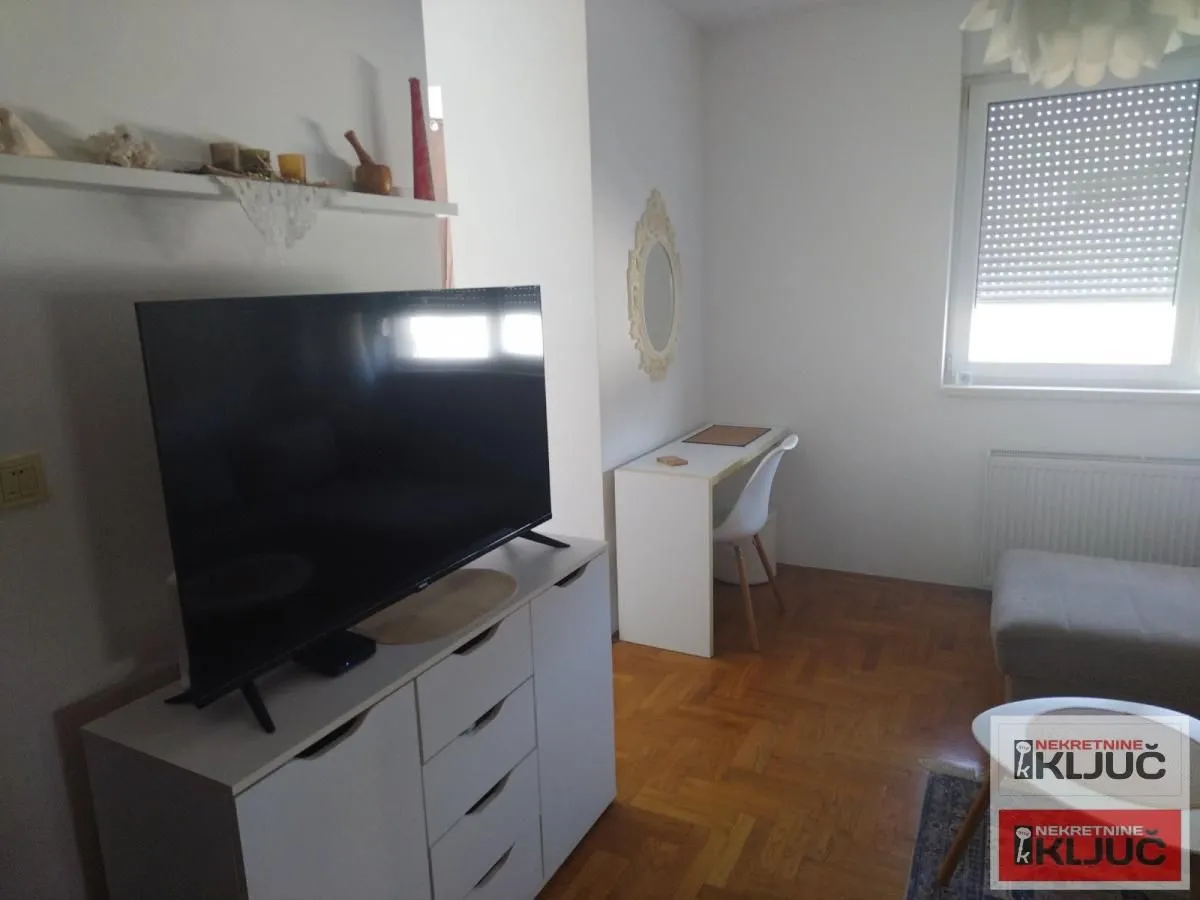 Prodaja, jednosoban stan, 24m², Kej, Novi Sad Sve Podlokacije
