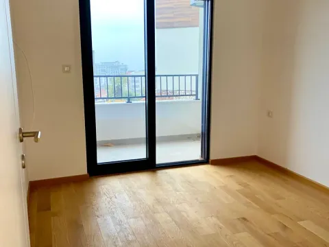 Sale, one bedroom apartment, 42m², Bečići, Budva - image 6