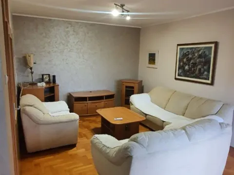 Prodaja, trosoban stan, 105m2, Blok 6, Podgorica Prodaja, trosoban stan, 105m2, Blok 6, Podgorica