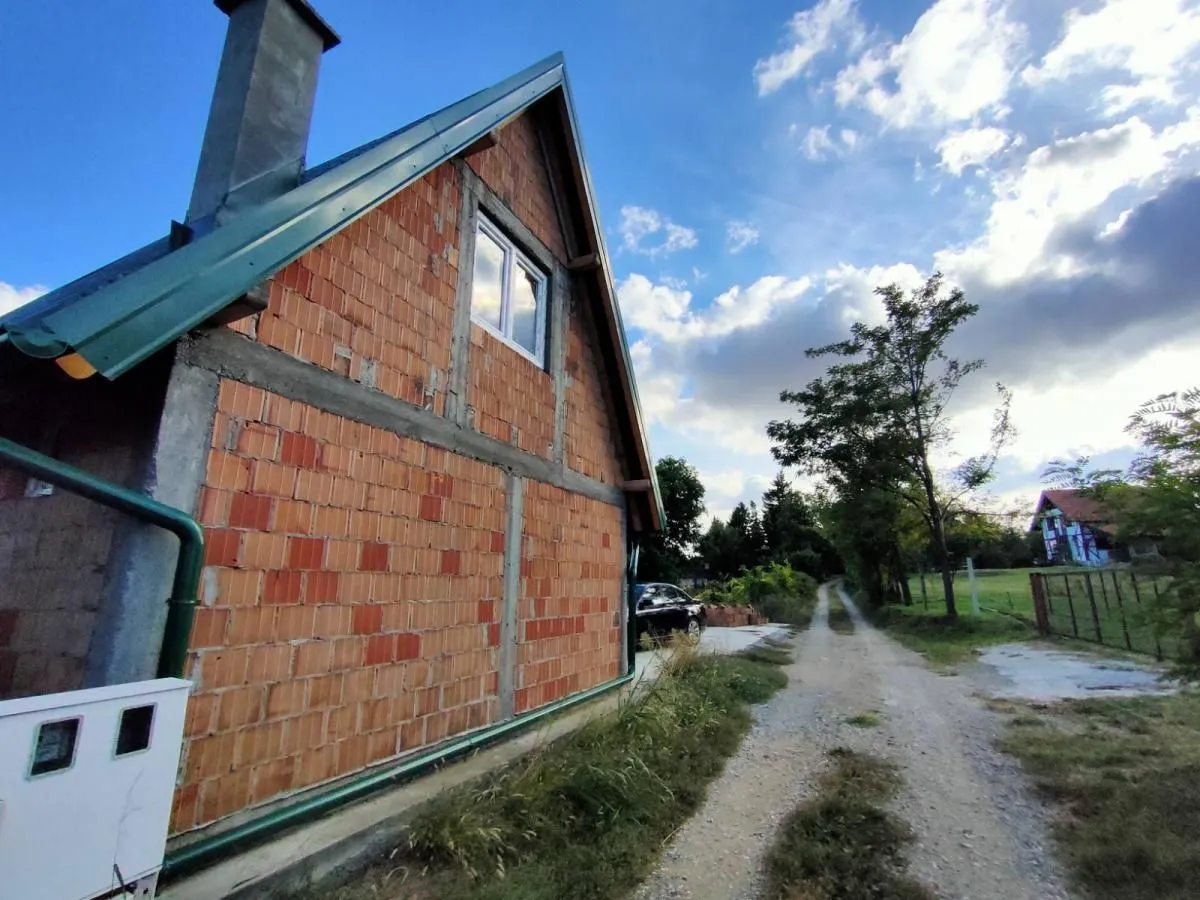 Prodaja, plac, 5000m², Irig, Srbija