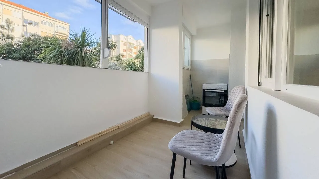 Prodaja, dvosoban stan, 70m², Seljanovo, Tivat