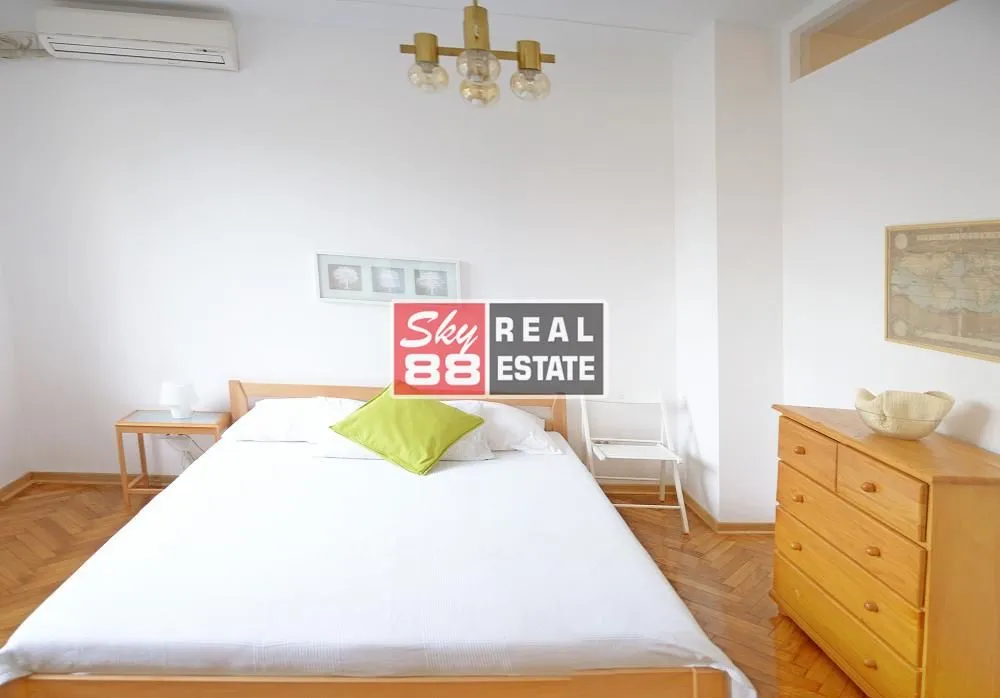 Prodaja, trosoban stan, 67m², Stari Grad, Beograd