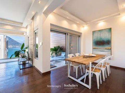 Sale, two bedroom apartment, 82m², Dobrota, Kotor - image 5