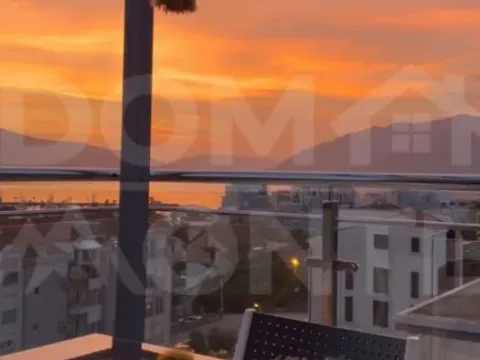 Izdavanje, dvosoban stan, 80m², Tivat, Crna Gora - image 12