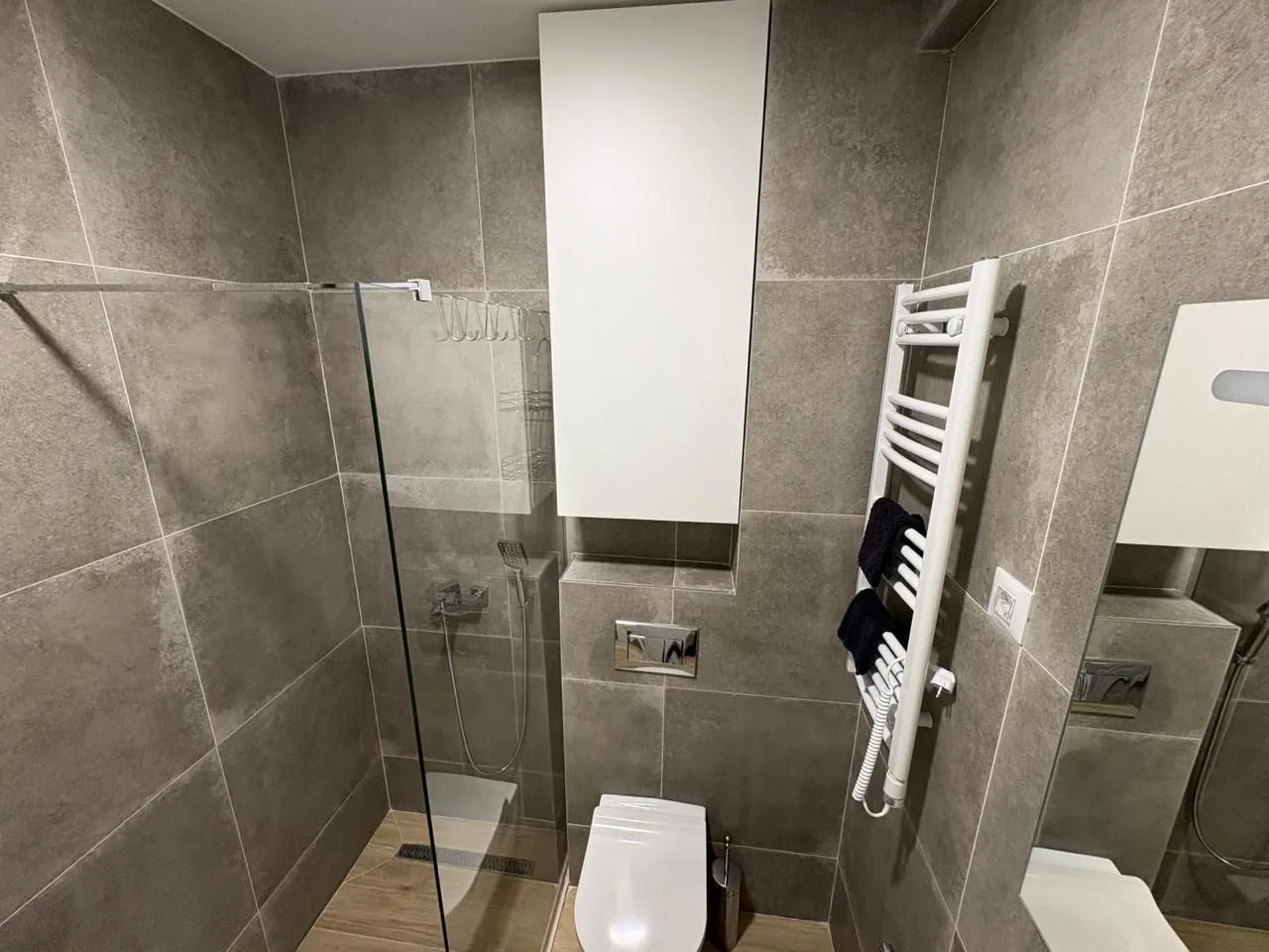 Izdavanje, jednosoban stan, 38m², Zabjelo, Podgorica