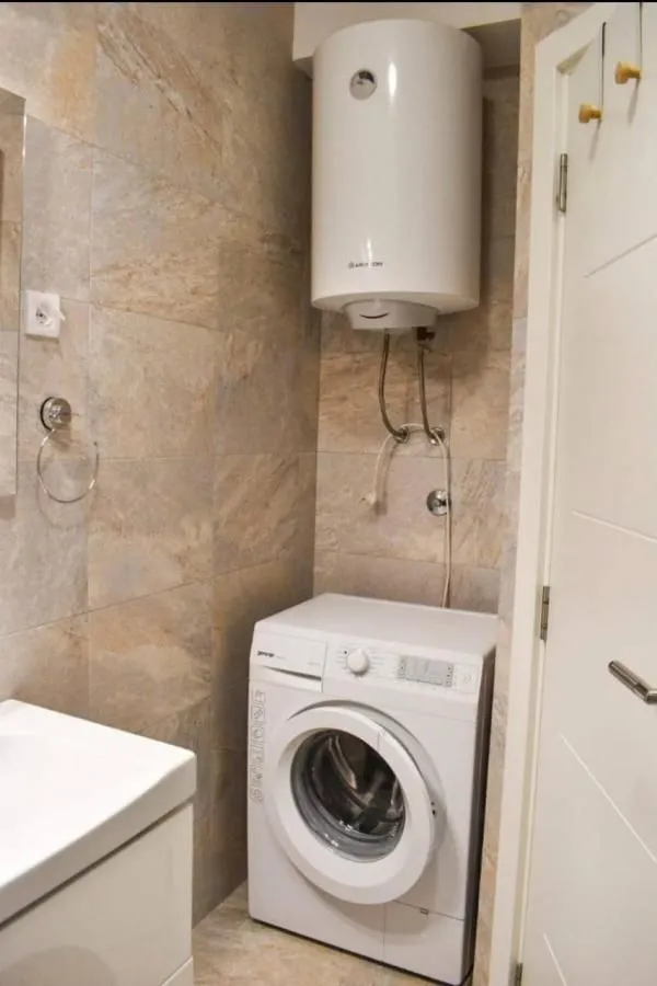 Rent, two bedroom apartment, 84m², Kotor, Crna Gora