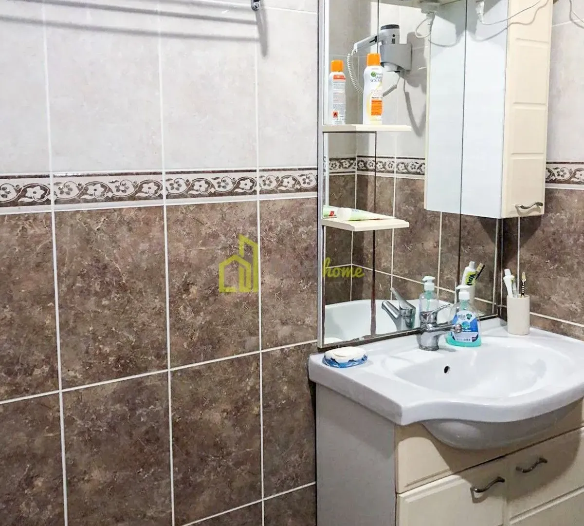 Prodaja, kuća, 300m², Šušanj, Bar