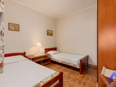 Sale, two bedroom apartment, 84m², Kostanjica, Kotor - image 11