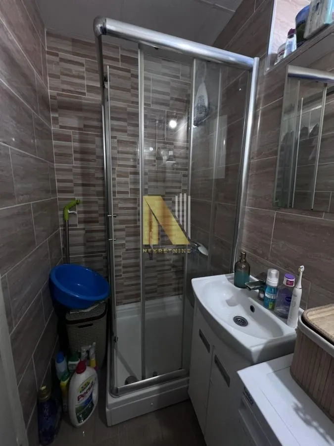 Prodaja, garsonjera, 20m², Detelinara, Novi Sad Sve Podlokacije
