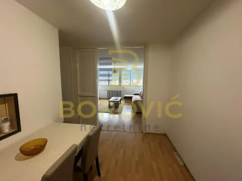 Izdavanje, trosoban stan, 60m², Novi Beograd Sve Podlokacije, Beograd - image 2