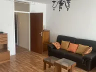 Izdavanje, četvorosoban stan, 100m², Savski Venac, Beograd - image 12
