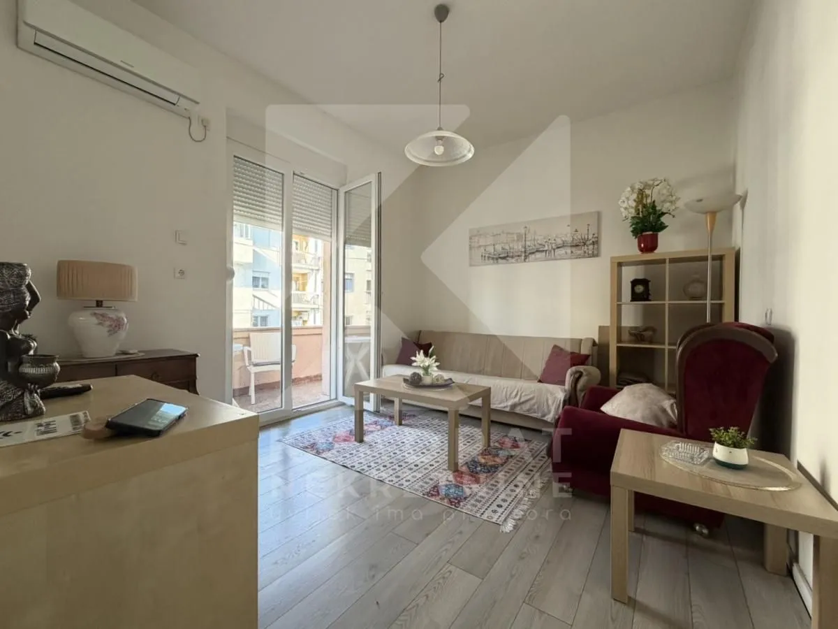 Rent, one bedroom apartment, 53m², Centar, Podgorica