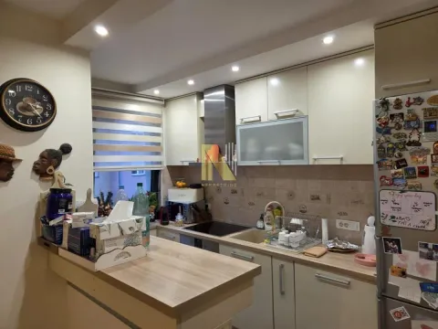 Prodaja, četvorosoban stan, 116m², Grbavica, Novi Sad Sve Podlokacije - image 5