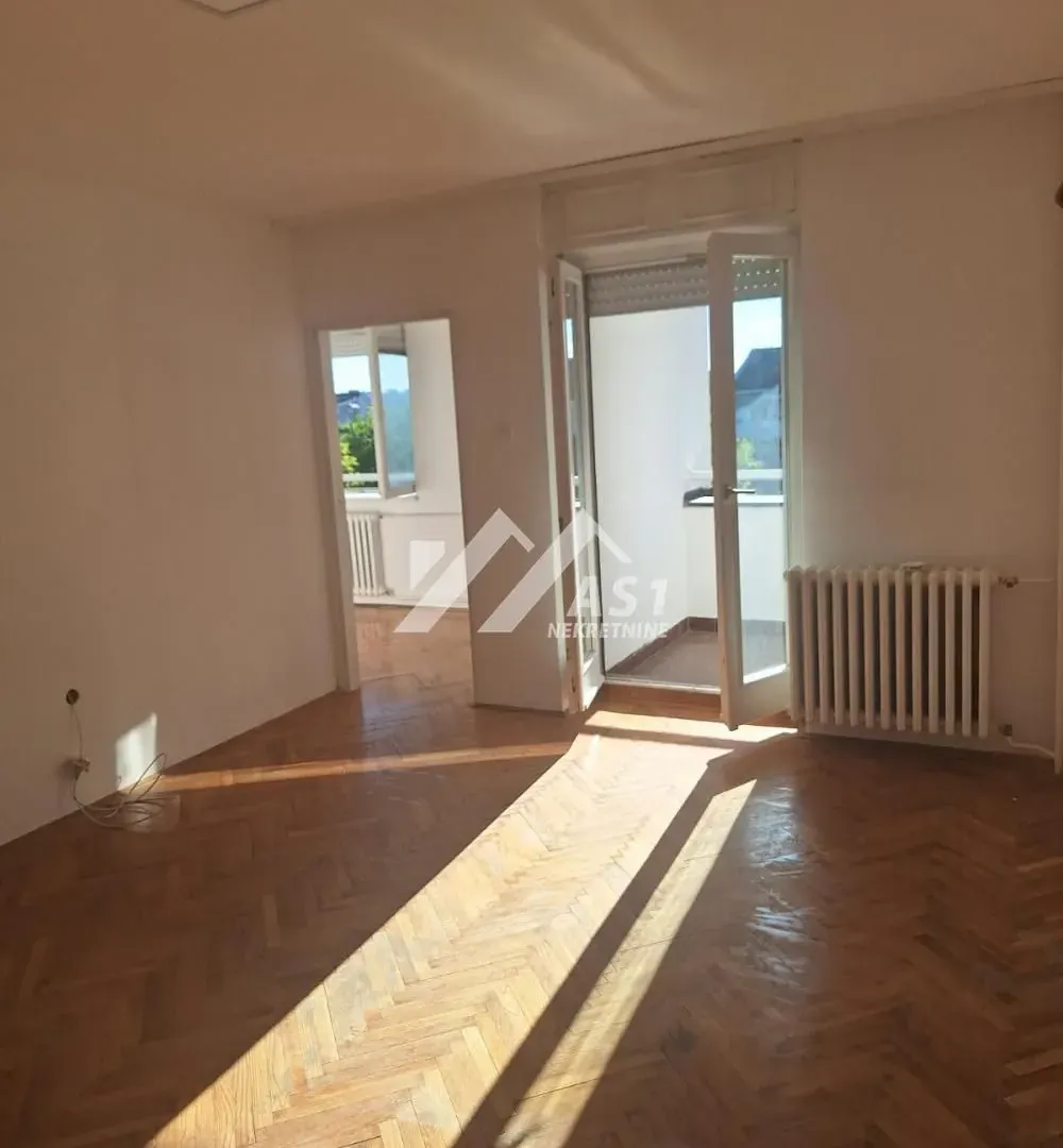 Izdavanje, dvosoban stan, 45m², Podbara, Novi Sad Sve Podlokacije