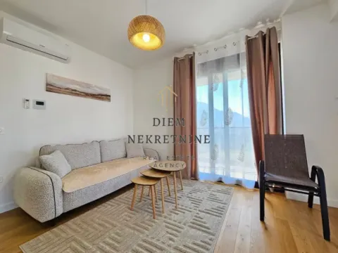 Rent, one bedroom apartment, 50m², Centar, Bar - image 5