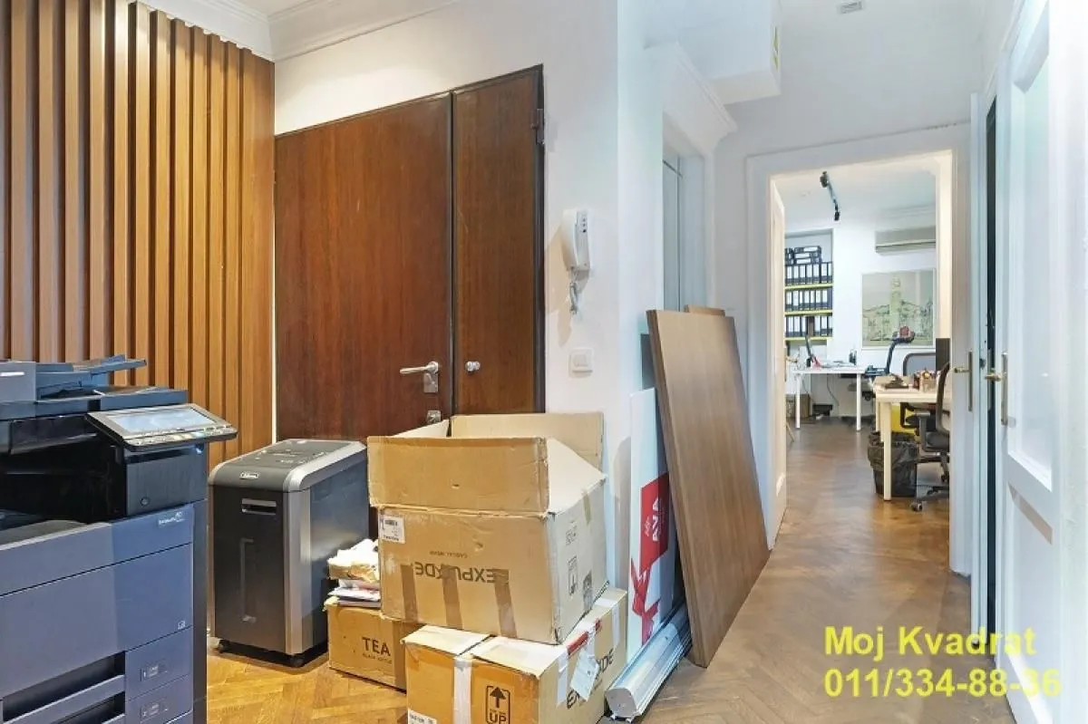 Rent, office space, 240m², Stari Grad, Beograd