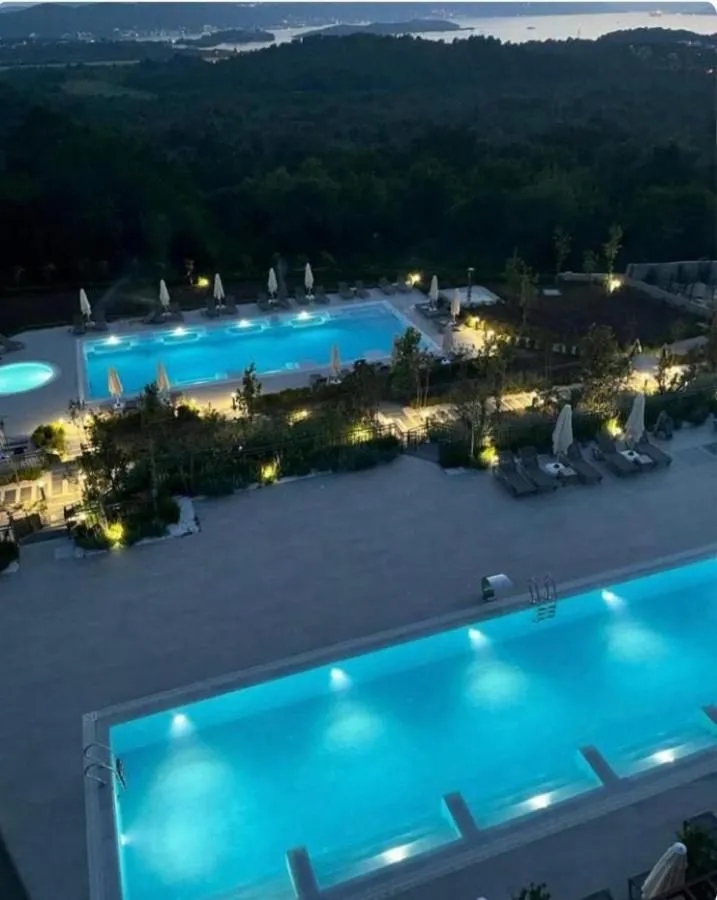 Prodaja, garsonjera, 35m², Tivat, Crna Gora