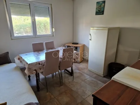 Izdavanje, kuća, 190m², Tivat, Crna Gora - image 4