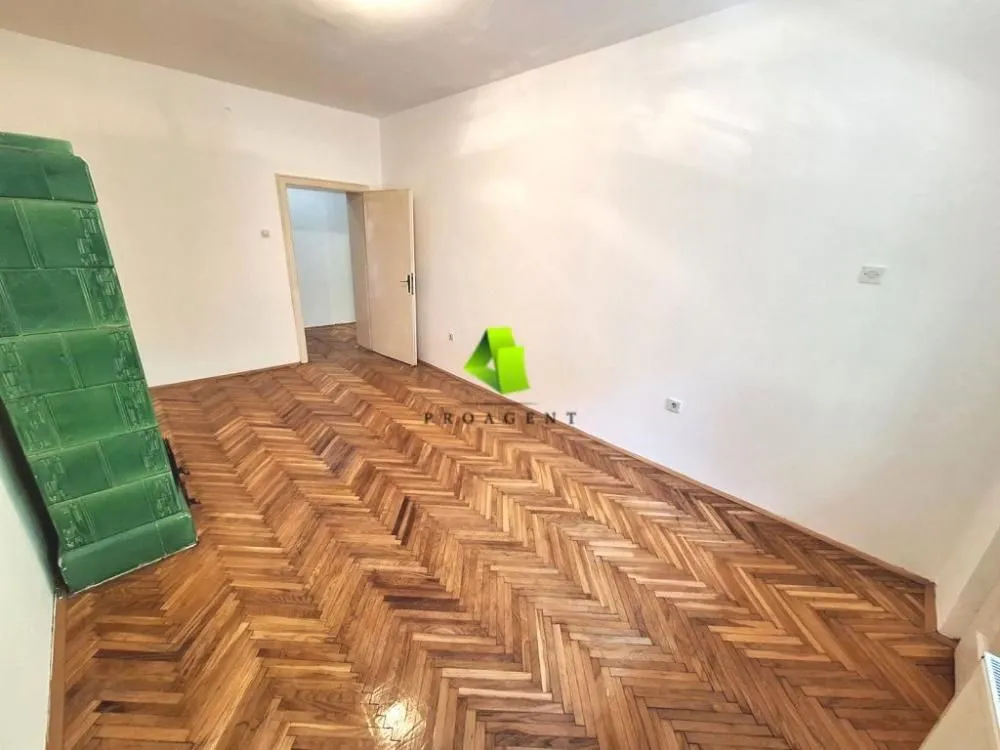 Rent, office space, 66m², Medijana, Niš