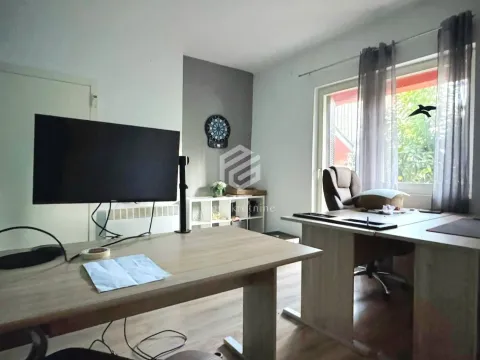 Prodaja, dvosoban stan, 90m², Gorica C, Podgorica - image 3