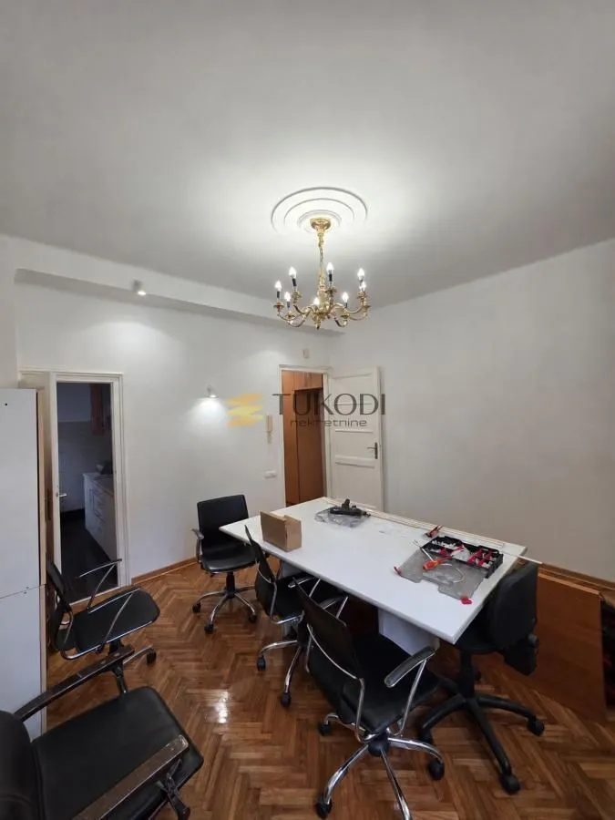 Rent, office space, 70m², Slavija, Vračar Sve Podlokacije