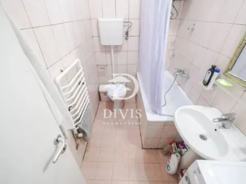 Prodaja, četvorosoban stan, 99m², Stari Grad, Beograd - image 11