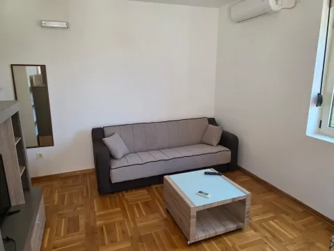 Rent, studio apartment, 27m², Zabjelo, Podgorica - image 13