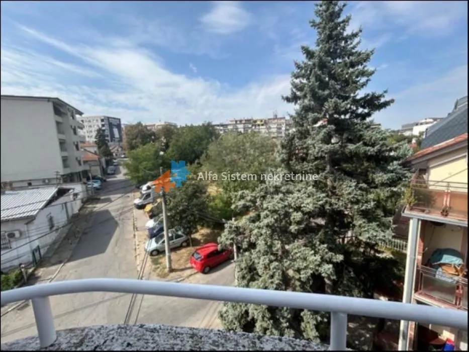 Rent, apartment, 176m², Voždovac Sve Podlokacije, Beograd