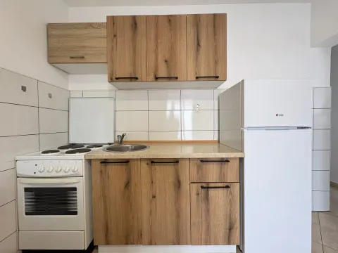 Rent, apartment, 26m², Stari Aerodrom, Podgorica - image 2