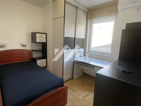 Izdavanje, četvorosoban stan, 80m², Rotkvarija, Novi Sad Sve Podlokacije - image 4