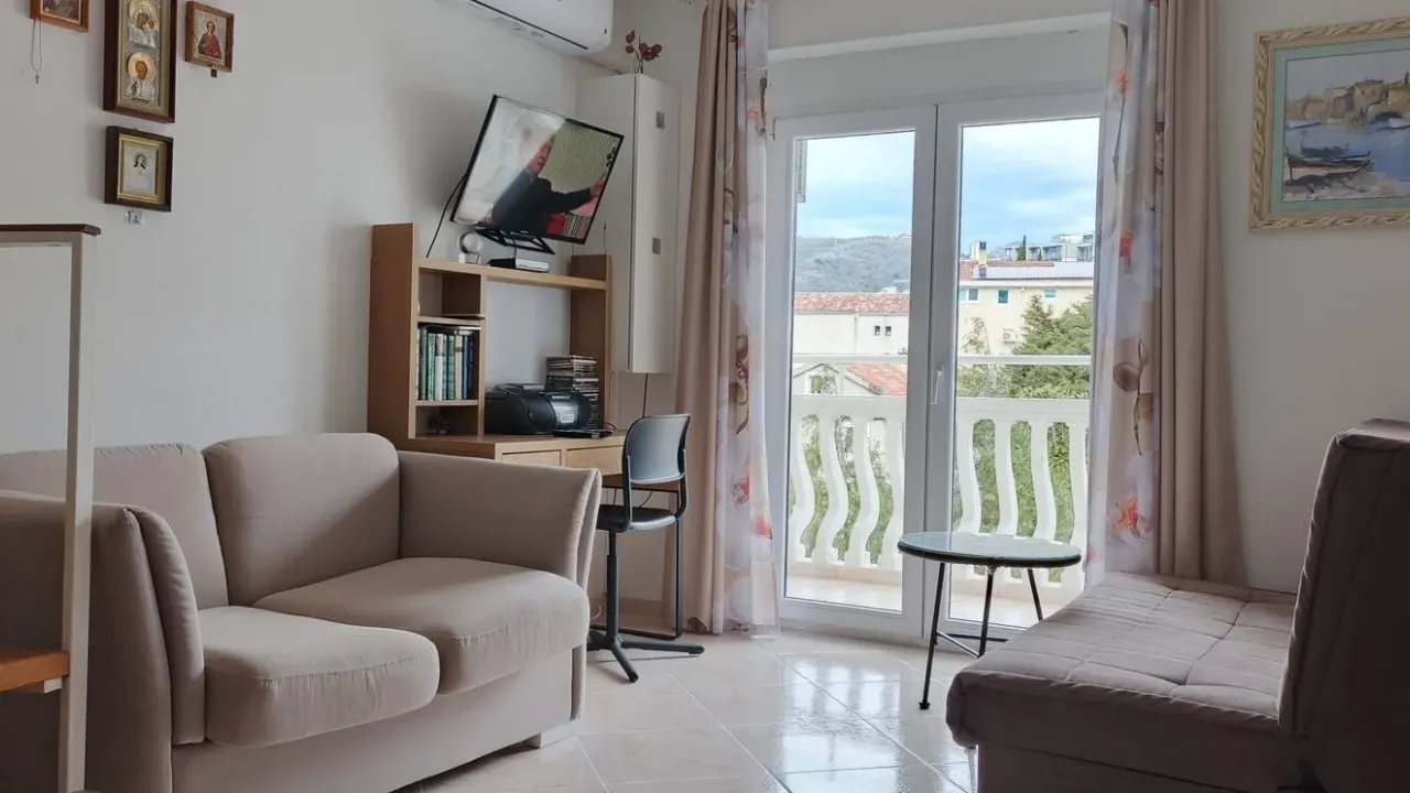 Sale, apartment, 63m², Rafailovići, Budva
