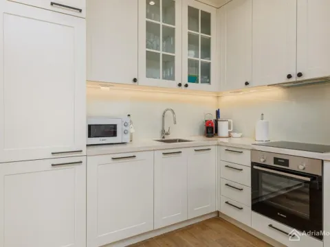 Prodaja, jednosoban stan, 50m², Luštica Bay, Tivat - image 4