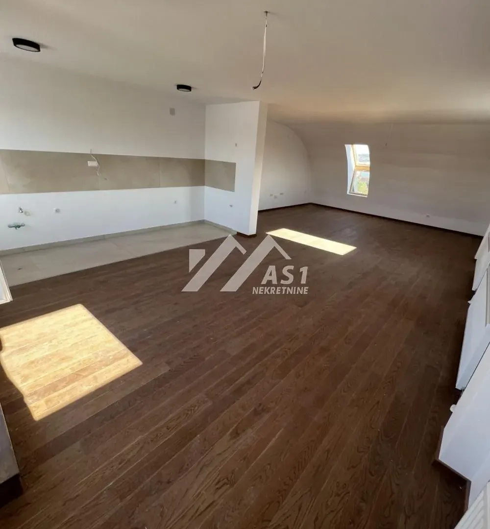 Prodaja, stan, 208m², Telep, Novi Sad Sve Podlokacije