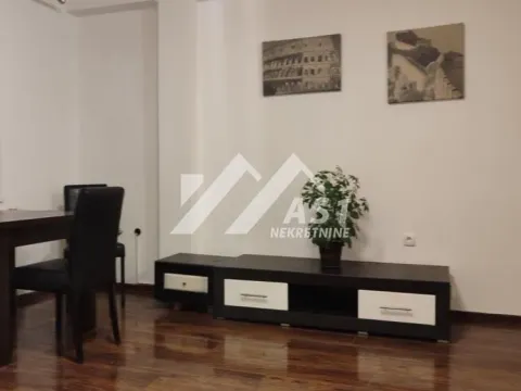 Izdavanje, dvosoban stan, 50m², Podbara, Novi Sad Sve Podlokacije - image 3