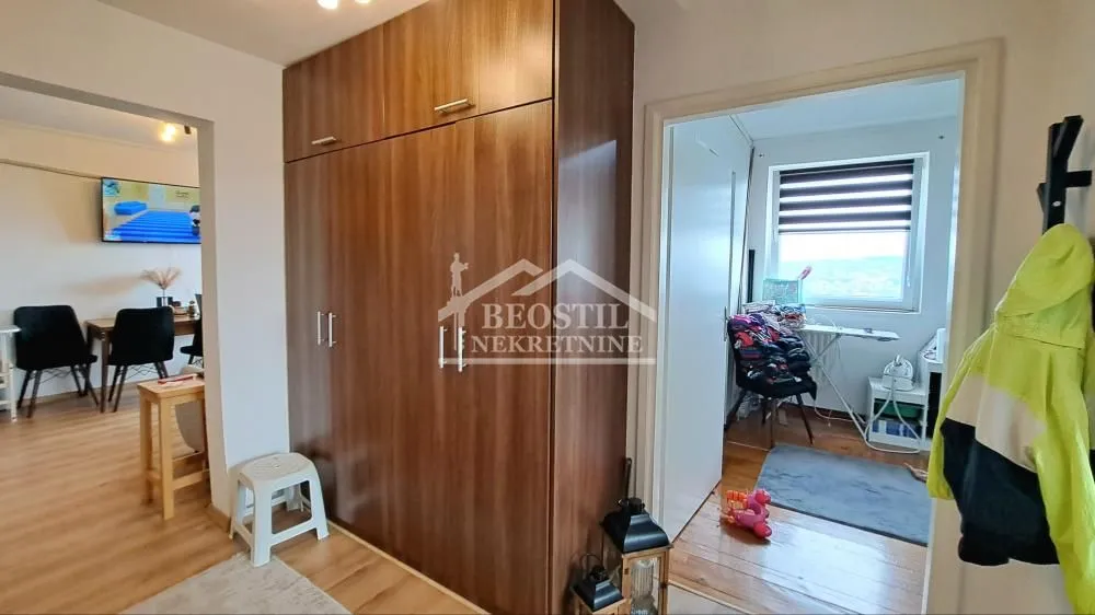 Sale, three bedroom apartment, 60m², Zvezdarska Šuma, Zvezdara Sve Podlokacije