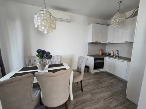 Sale, three bedroom apartment, 79m², Petrovac, Budva - image 5