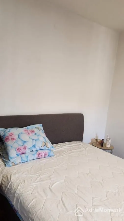 Prodaja, dvosoban stan, 76m², Centar, Tivat