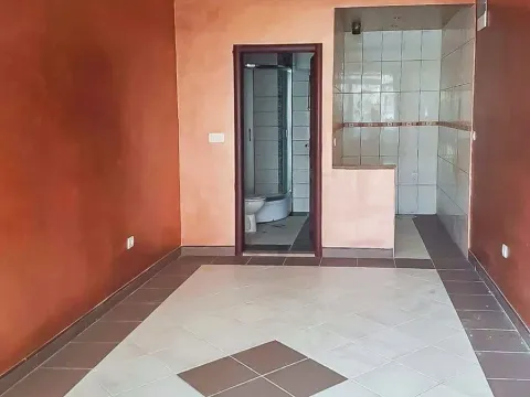 Sale, office space, 21m², Herceg Novi, Crna Gora - image 1