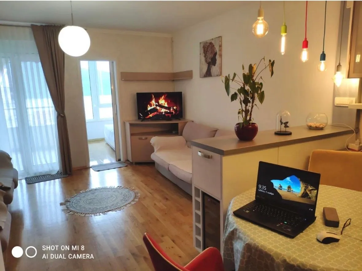 Izdavanje, dvosoban stan, 65m², Kumbor, Herceg Novi