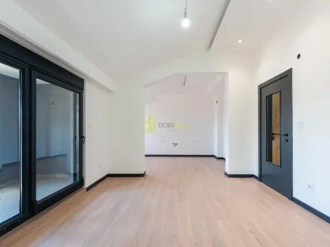 Prodaja, dvosoban stan, 89m², Gorica C, Podgorica - image 6