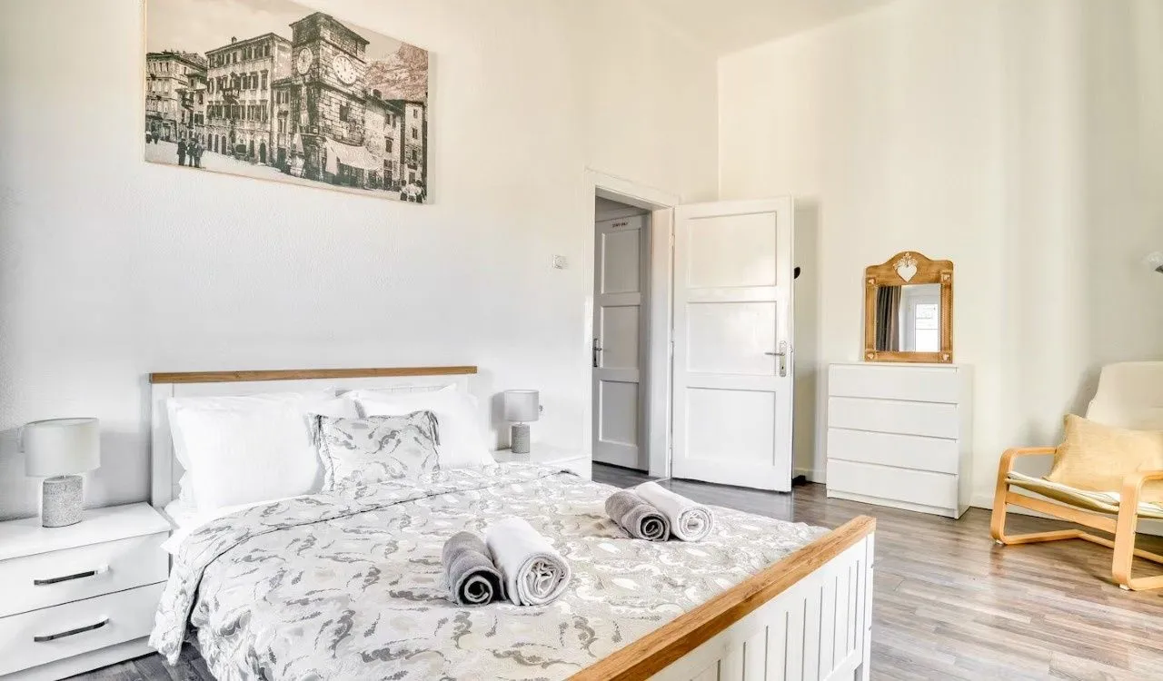 Sale, one bedroom apartment, 42m², Stari Grad Kotor, Kotor