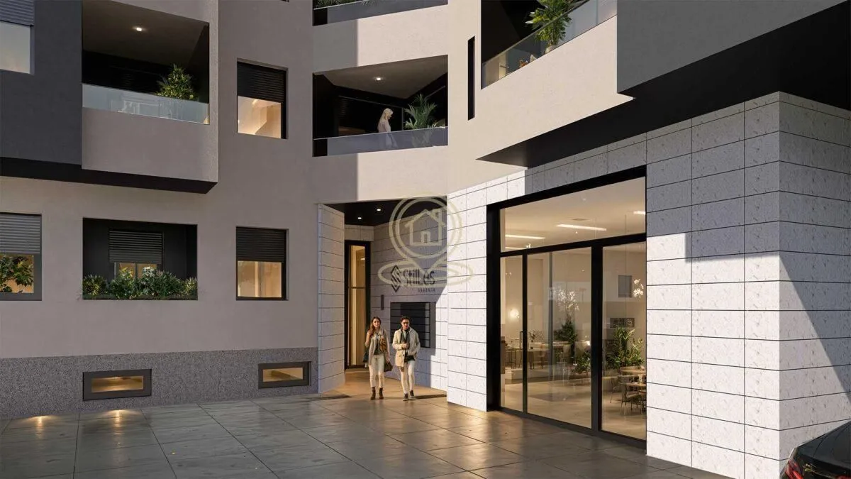 Prodaja, četvorosoban stan, 121m², Centar, Novi Sad