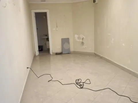 Prodaja,  poslovni prostor, 23m2, Centar, Beograd