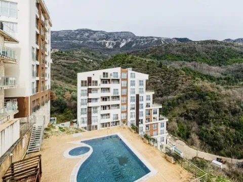 Sale, one bedroom apartment, 64m², Bečići, Budva - image 1
